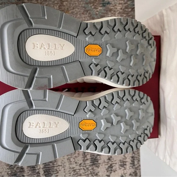 Bally Classic White Leather Sneakers - Picture 13 of 17